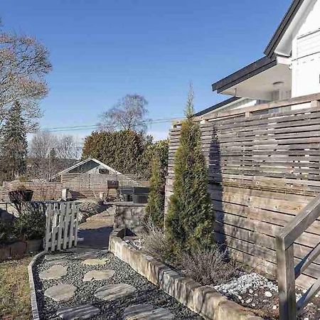 Mysigt Hus Med Natur & Jacuzzi I Olofstorp Gothenburg Bagian luar foto
